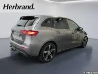 Gebraucht Mercedes B200 Progressive 163 PS (119 kW) 2025 Metalliclack mountaingrau Kleinwagen