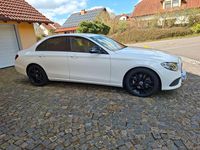 Gebraucht Mercedes E220 194 PS (142 kW) 2019 Weiß Limousine
