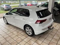 Gebraucht VW Golf VIII Life 110 PS (80 kW) 2021 Weiß Limousine