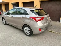 Gebraucht Hyundai i30 136 PS (100 kW) 2017 Silber Kleinwagen