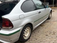 Gebraucht BMW 316 Compact 115 PS (84 kW) 2004 Silber Kleinwagen