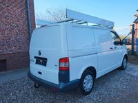 Gebraucht VW Transporter 102 PS (75 kW) 2012 Weiß Van