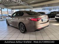 Gebraucht Alfa Romeo Giulia Super 179 PS (131 kW) 2017 Grau Limousine