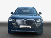Gebraucht BMW X3 Sport Line 190 PS (139 kW) 2023 Saphirschwarz metallic SUV