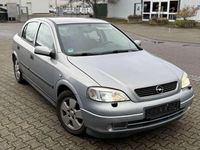 Gebraucht Opel Astra Elegance 84 PS (61 kW) 2002 Silber Kleinwagen