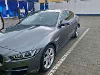 Gebraucht Jaguar XE Prestige 179 PS (131 kW) 2016 Grau Limousine