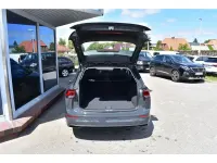 Gebraucht VW Golf VIII Life 150 PS (110 kW) 2022 Uranograu Kombi