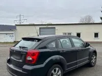 Gebraucht Dodge Caliber 150 PS (110 kW) 2010 Schwarz Kleinwagen
