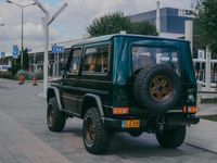 Second-hand Mercedes 300 1983 SUV