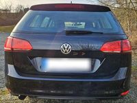Second-hand VW Golf VII Trendline 110 CP (80 kW) 2016 Negru Berlinǎ