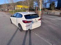 Gebraucht BMW 118 136 PS (100 kW) 2021 Weiß Kleinwagen