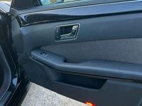 Gebraucht Mercedes E200 Avantgarde 184 PS (135 kW) 2011 Schwarz Limousine