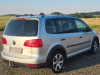 Gebraucht VW Touran Cross 140 PS (102 kW) 2011 Silber Van / Kleinbus