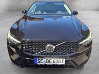 Usado Volvo XC60 Plus 350 HP (257 kW) 2025 Preto SUV