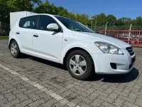 Gebraucht Kia Ceed LX 109 PS (80 kW) 2009 Weiß Kleinwagen