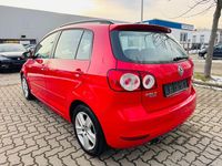 Gebraucht VW Golf Plus Cross 122 PS (89 kW) 2010 Rot Van / Kleinbus