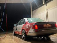 Usata Audi A6 115 CV (84 kW) 1994 Argento Berlina