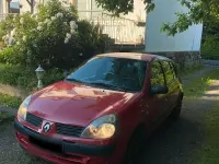 Gebraucht Renault Clio II 75 PS (55 kW) 2004 Rot Kleinwagen