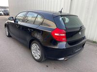 Gebraucht BMW 116 Advantage 122 PS (89 kW) 2010 Schwarz Kleinwagen