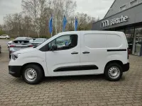 Gebraucht Opel Combo-e Life Basis 100 kW (136 PS) 2024 Weiss icy Limousine