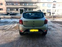 Gebraucht Dacia Sandero Stepway 75 PS (55 kW) 2017 Silber SUV