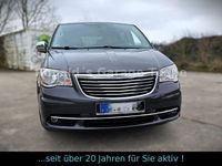 Gebraucht Chrysler Town & Country 287 PS (211 kW) 2015 Violet Van / Kleinbus