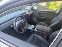 Gebraucht Tesla Model Y Standard Range 219 kW (299 PS) 2024 Weiß SUV