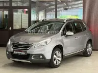 Gebraucht Peugeot 2008 Allure 110 PS (80 kW) 2016 Lack grau artense/metallic SUV