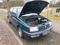 Second-hand VW Vento 75 CP (55 kW) 1996 Verde Berlinǎ