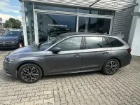 Gebraucht Skoda Octavia Clever 116 PS (85 kW) 2022 Grau Kombi