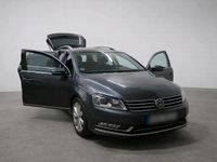 Gebraucht VW Passat 170 PS (125 kW) 2011 Grau Kombi