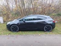 Gebraucht Opel Astra GTC Active 101 PS (74 kW) 2013 Schwarz Limousine