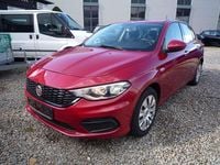 Gebraucht Fiat Tipo Easy 120 PS (88 kW) 2016 Rot Limousine