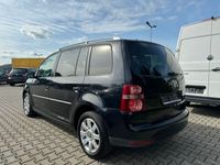 gebraucht VW Touran 1.4 TSI Highline 7 Sitze Navi PDC Sportsitze