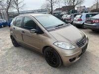 Gebraucht Mercedes A160 82 PS (60 kW) 2006 Gold Kleinwagen