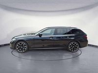 Gebraucht BMW 340 374 PS (275 kW) 2025 Saphirschwarz metallic Kombi