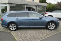 Gebraucht VW Passat Highline 179 PS (131 kW) 2017 Blau Kombi