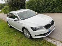 Gebraucht Skoda Superb Style 190 PS (139 kW) 2016 Weiß Kombi