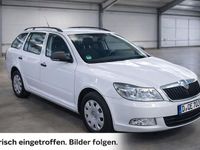 Gebraucht Skoda Octavia 102 PS (75 kW) 2012 Weiß Kombi