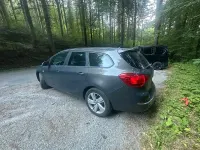 Gebraucht Opel Astra 140 PS (102 kW) 2014 Braun Kombi