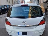 Gebraucht Opel Astra Edition 90 PS (66 kW) 2009 Weiß Limousine