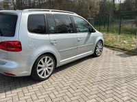 Gebraucht VW Touran 140 PS (102 kW) 2012 Silber Van / Kleinbus