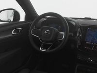 Gebraucht Volvo XC40 Plus 197 PS (144 kW) 2026 Schwarz SUV