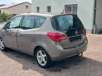 Gebraucht Opel Meriva Edition 110 PS (80 kW) 2010 Van / Kleinbus
