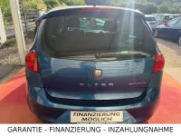Gebraucht Seat Altea 105 PS (77 kW) 2015 Blau Limousine