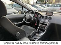 Gebraucht Peugeot 308 Access 111 PS (81 kW) 2012 Weiß Limousine