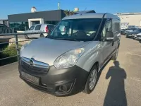 Gebraucht Opel Combo 120 PS (88 kW) 2016 Silber Van / Kleinbus