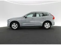 Używany Volvo XC60 Core 197 KM (144 kW) 2023 Szary SUV