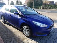 Gebraucht Ford Focus Trend 125 PS (91 kW) 2016 Blau Limousine