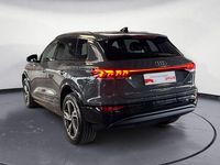 Gebraucht Audi Q6 e-tron Ambiente 284 kW (387 PS) 2025 Grau SUV